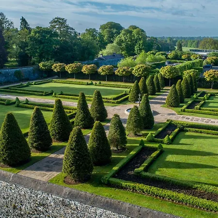 Lodge Killeen Castle