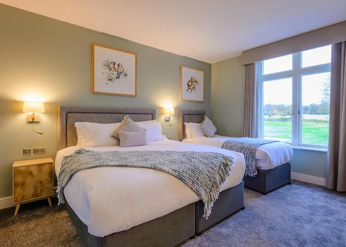 Hytte Killeen Castle *