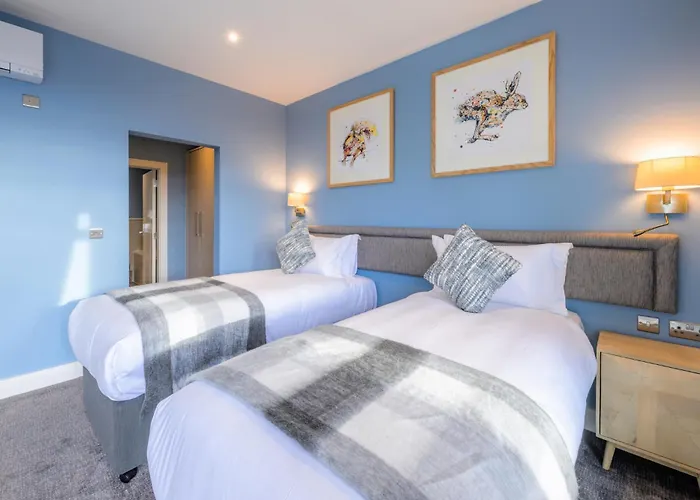 Деревянный коттедж Killeen Castle